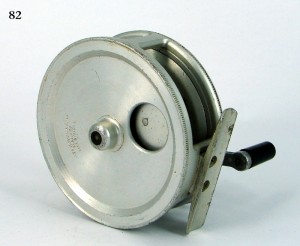 CROUCH_FISHING_REEL_047 