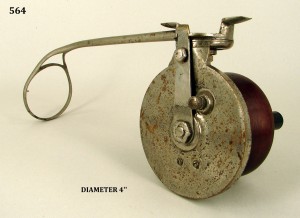 SIDECAST_FISHING_REEL_013a